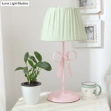 Macaron Loft Plaid Reading Light For Child Bedroom - Desk Lamp With Bow Accent