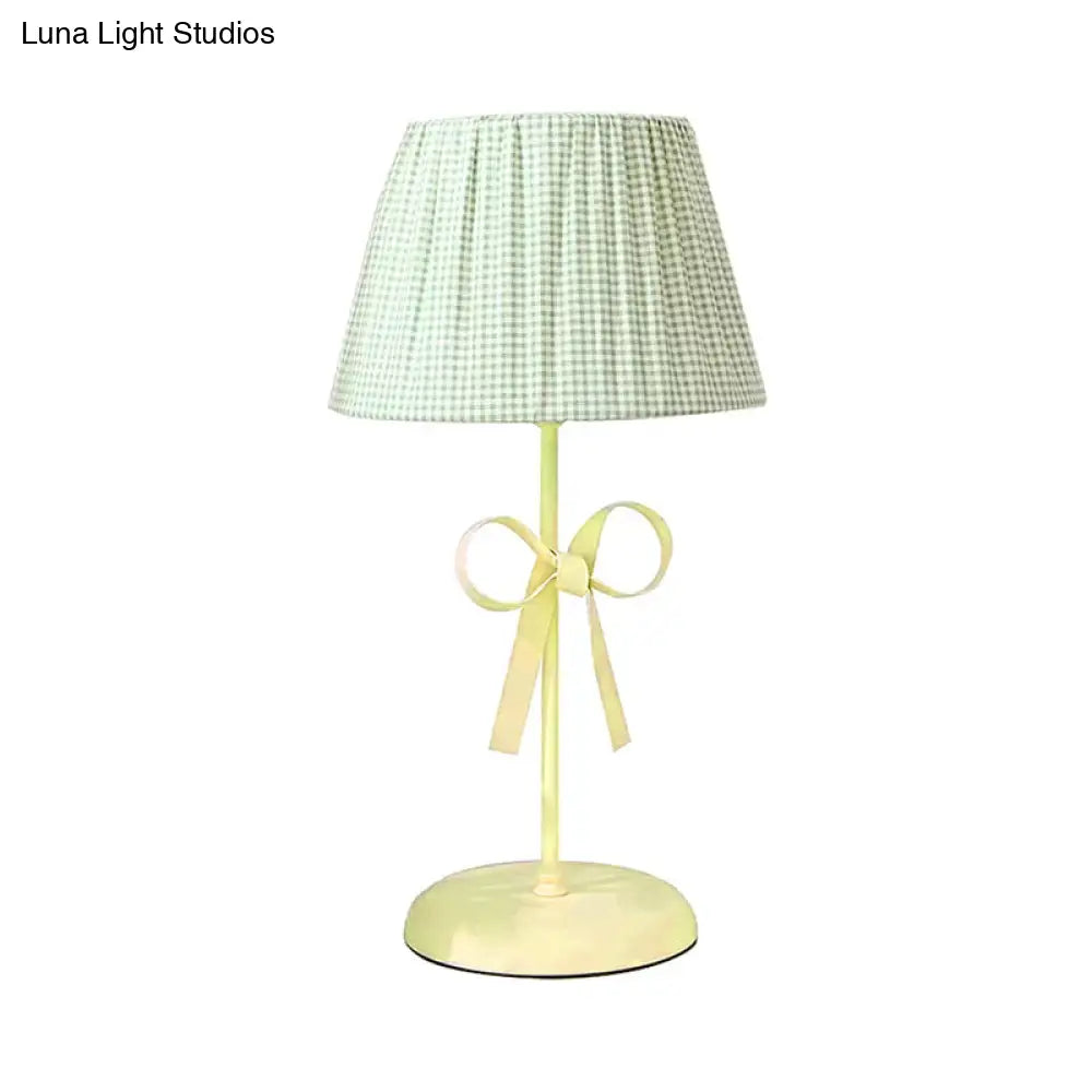 Macaron Loft Plaid Reading Light For Child Bedroom - Desk Lamp With Bow Accent