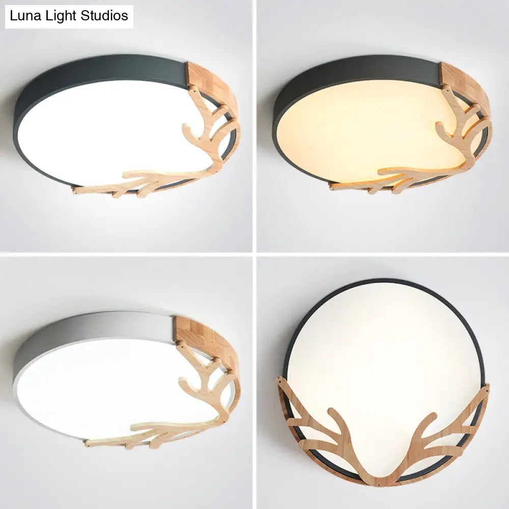 Metal Nordic Flush Mount Spotlight With Antlers - Round 1 - Light Light