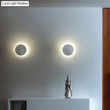 Metallic Art Deco Wall Sconce With Disk Shape And 1 Head For Stairway Lighting