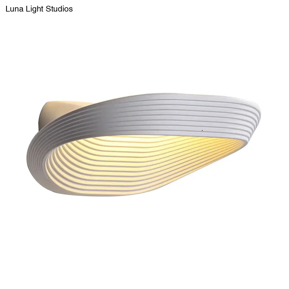 Minimalist Geometric Wall Sconce With Led Warm/White Light In White/Black Metal