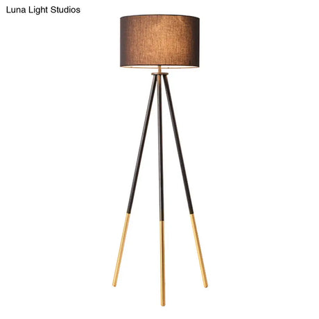 Minimalist Metal Tripod Floor Lamp With Drum Fabric Shade