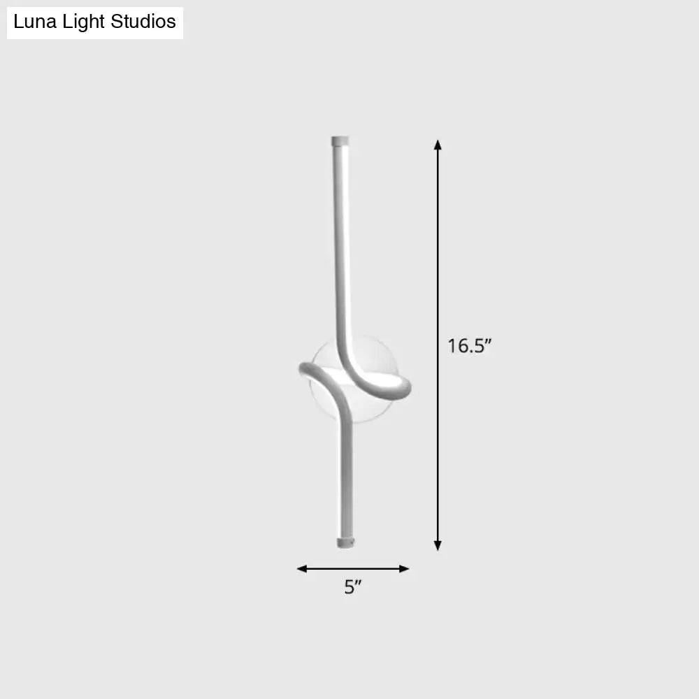 Minimalist Metallic Led Wall Sconce - Sleek Linear Bedside Lighting Fixture