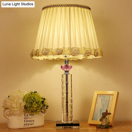 Minimalist White Table Lamp With Clear Crystal Base For Bedroom Night Lighting