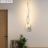 Minimalistic Metal Led Stairway Sconce In Warm/White Light - Black/White