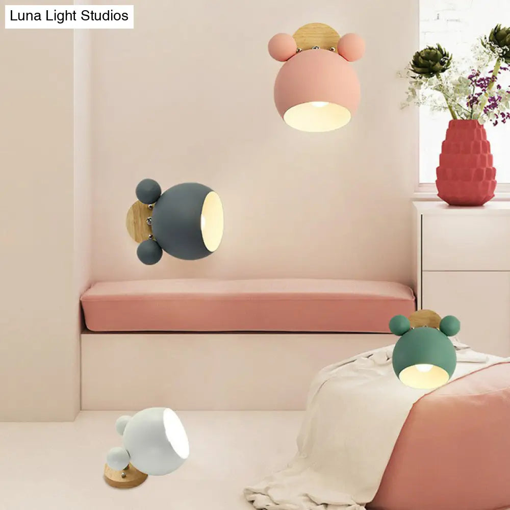 Minimalistic Metallic Bear Head Bedroom Wall Sconce Light