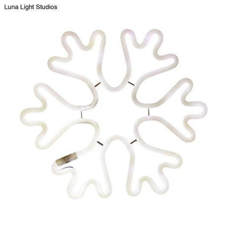 Minimalistic Usb Led Night Lamp With Plastic Animation Framework For Modern Wall Lighting