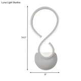 Modern Acrylic Led Wall Sconce - Twist Design White Finish Ideal For Living Room Lighting