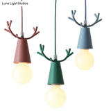 Modern Antler Metal Pendant Light With Open Bulb Design - Nordic Style