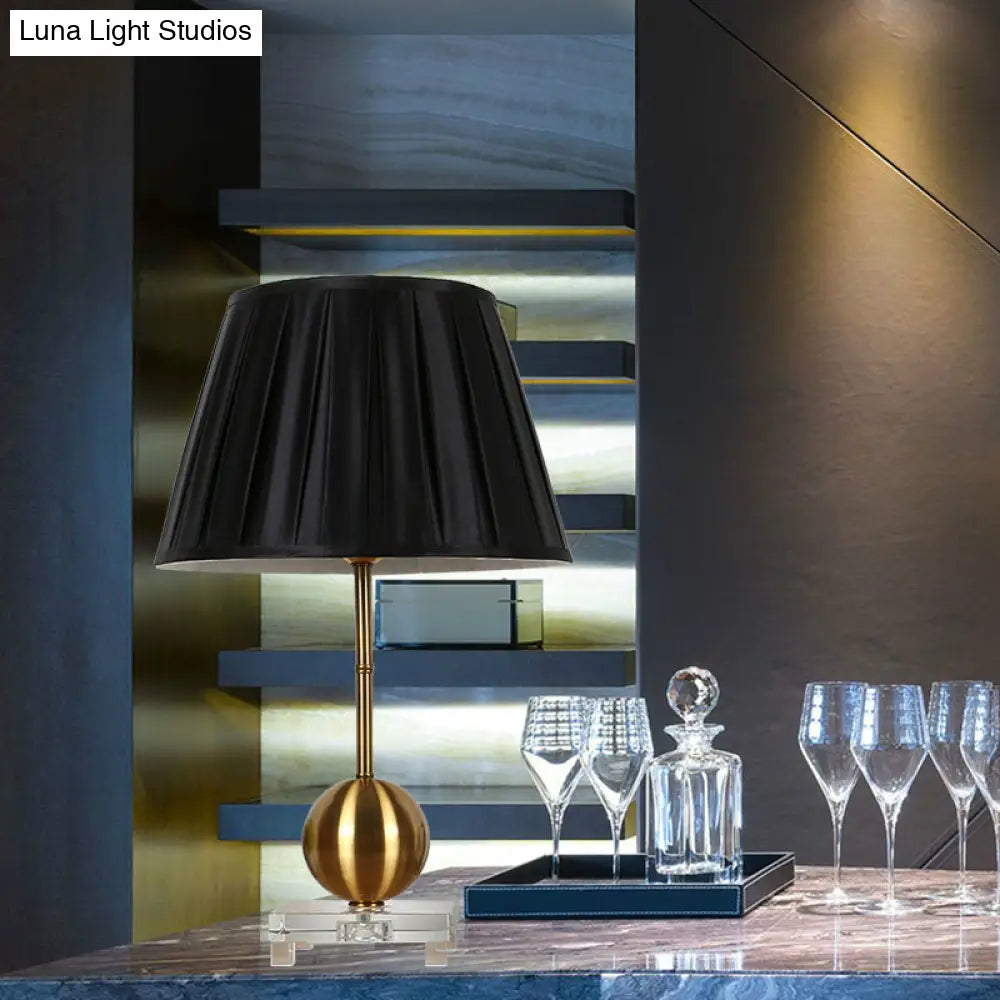 Modern Crystal Table Lamp With Gold Nightstand Base And Square Pedestal
