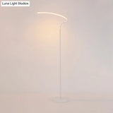 Modern Curved Led Floor Lamp: Stylish Metal Standing Light In Black/White