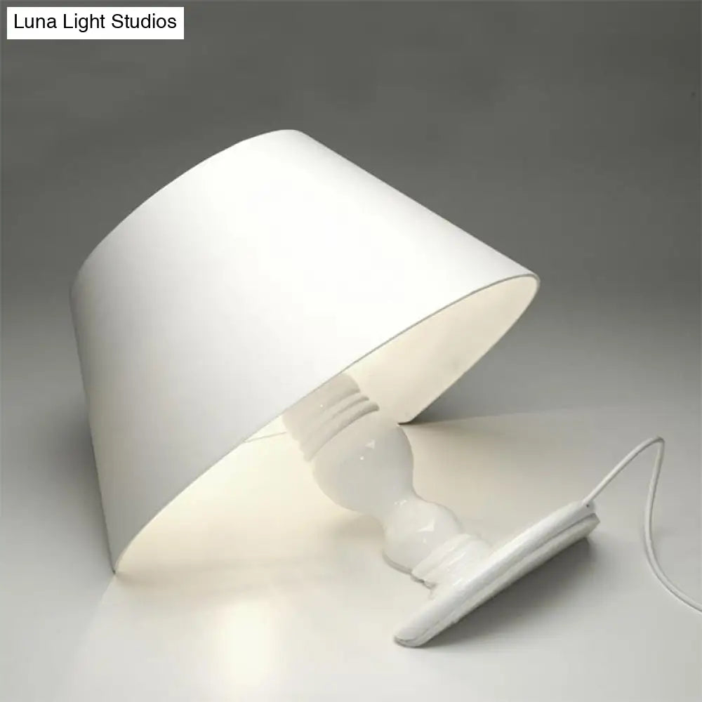 Modern Fabric 1-Light Bedroom Nightstand Light In Black/White - Horizontal Table Lighting