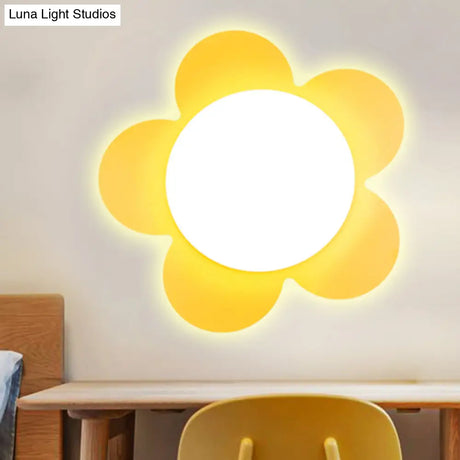 Modern Floral Led Sconce Lamp For Kindergarten With Bright Colors And Stylish Design