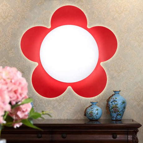 Modern Floral Led Sconce Lamp For Kindergarten With Bright Colors And Stylish Design Red