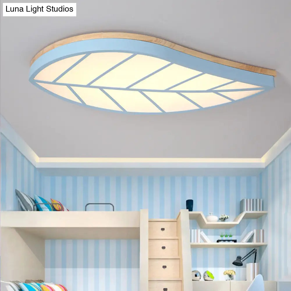 Modern Flush Mount Leaf Ceiling Lamp For Child’s Bedroom With Undertint Finish