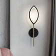 Modern Leaf-Shaped Metallic Wall Sconce - Black/Gold Finish Led Light For Living Room Black-Gold