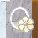 Modern Led Acrylic Big O Wall Light With Flower Design Ideal For Adult Bedroom White