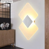 Modern Led Acrylic Wall Lamp: Textured Silver/Black Rhombus Sconce Light With Remote Control