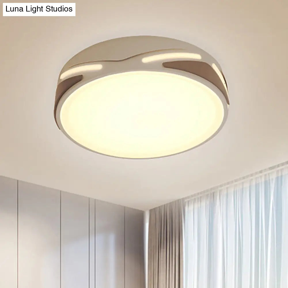 Modern Led Flush Light Fixture - 18.5/21.5 Wide White Ceiling Mount Round Metal Shade