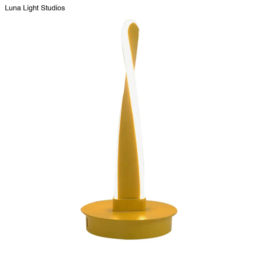 Modern Led Night Table Lamp - Acrylic Twisted Task Lighting In Yellow/Black With Metal Base