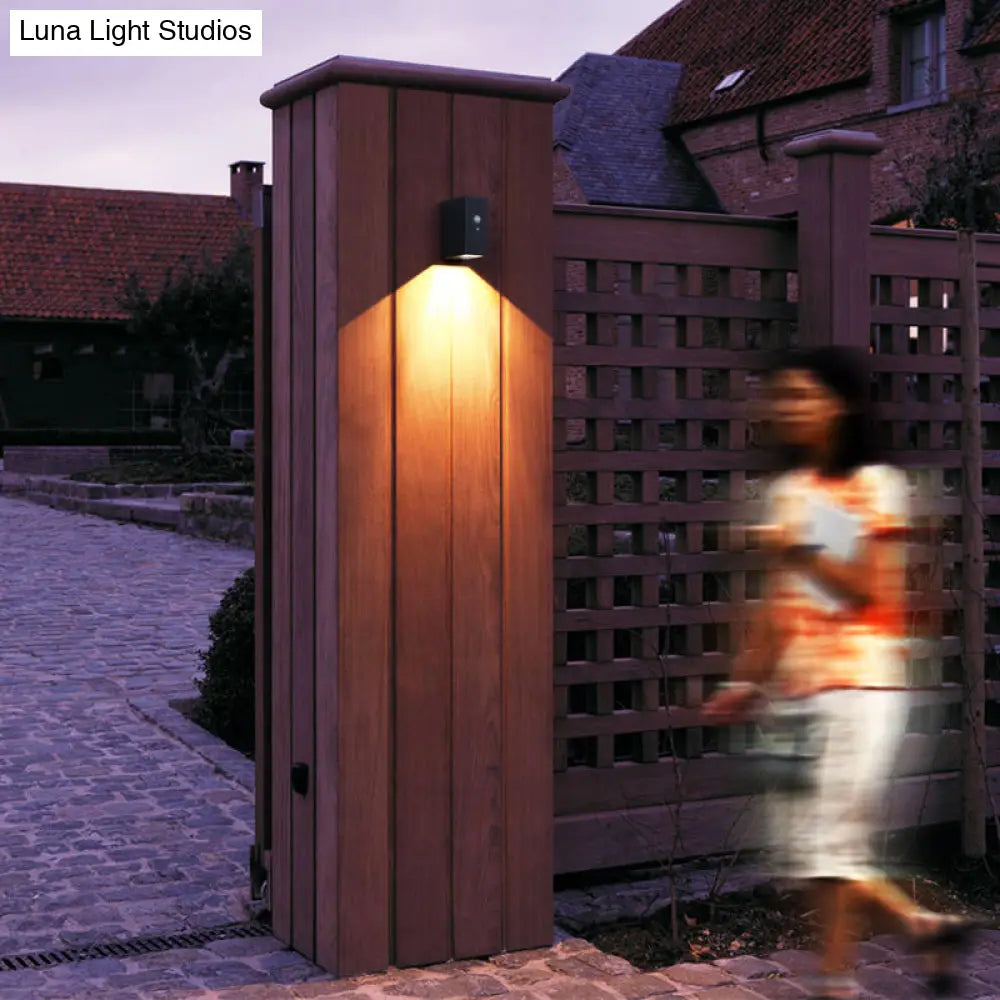 Modern Matte Black Solar Wall Lamp - Aluminum Led Sconce For Front Door