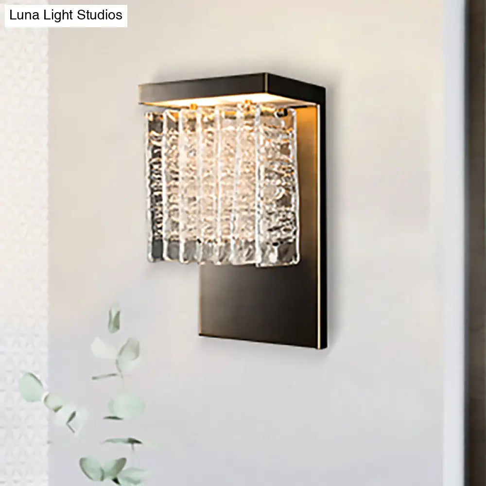 Modern Metal Led Wall Sconce With Crystal Prism Design