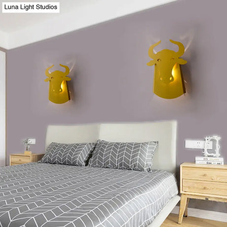 Modern Metal Ox Wall Lamp With Integrated Led For Chic Indoor Lighting