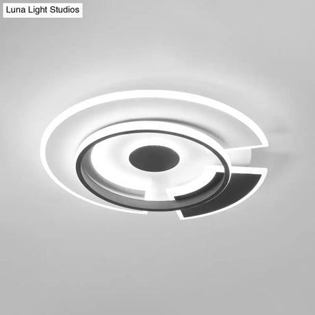 Modern Metallic Led Minimalism Ceiling Light Fixture - Circular Flush Mount In Black/White