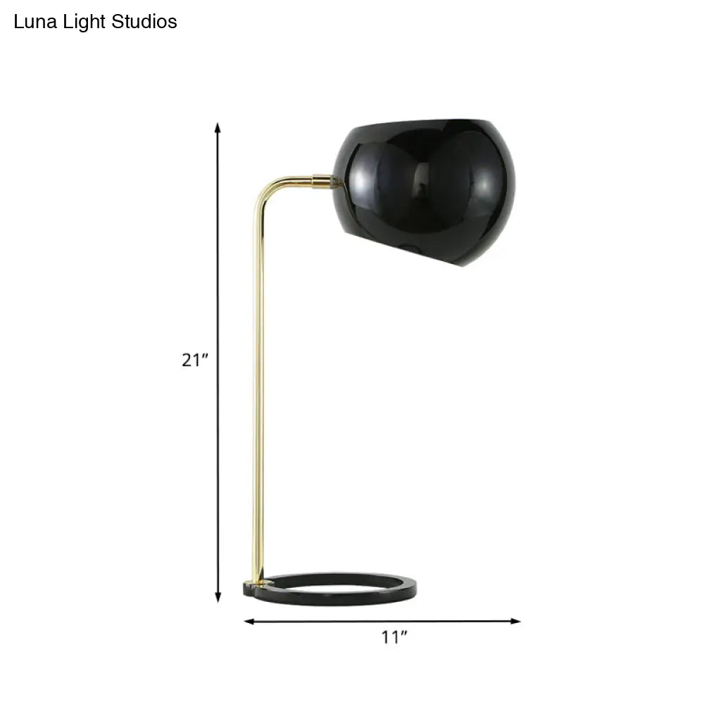 Modern Nordic Geometric Iron Table Light In Black - 1 Head Living Room Desk Lamp