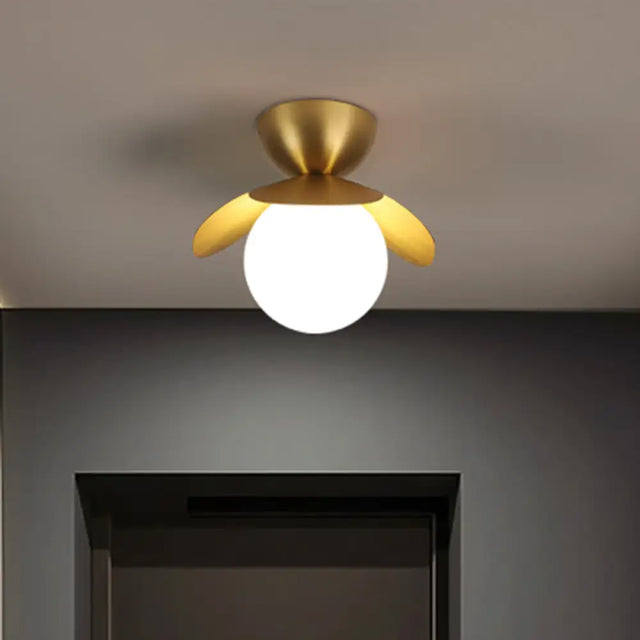 Modern Petal Ceiling Mounted Brass Led Flushmount Light Fixture