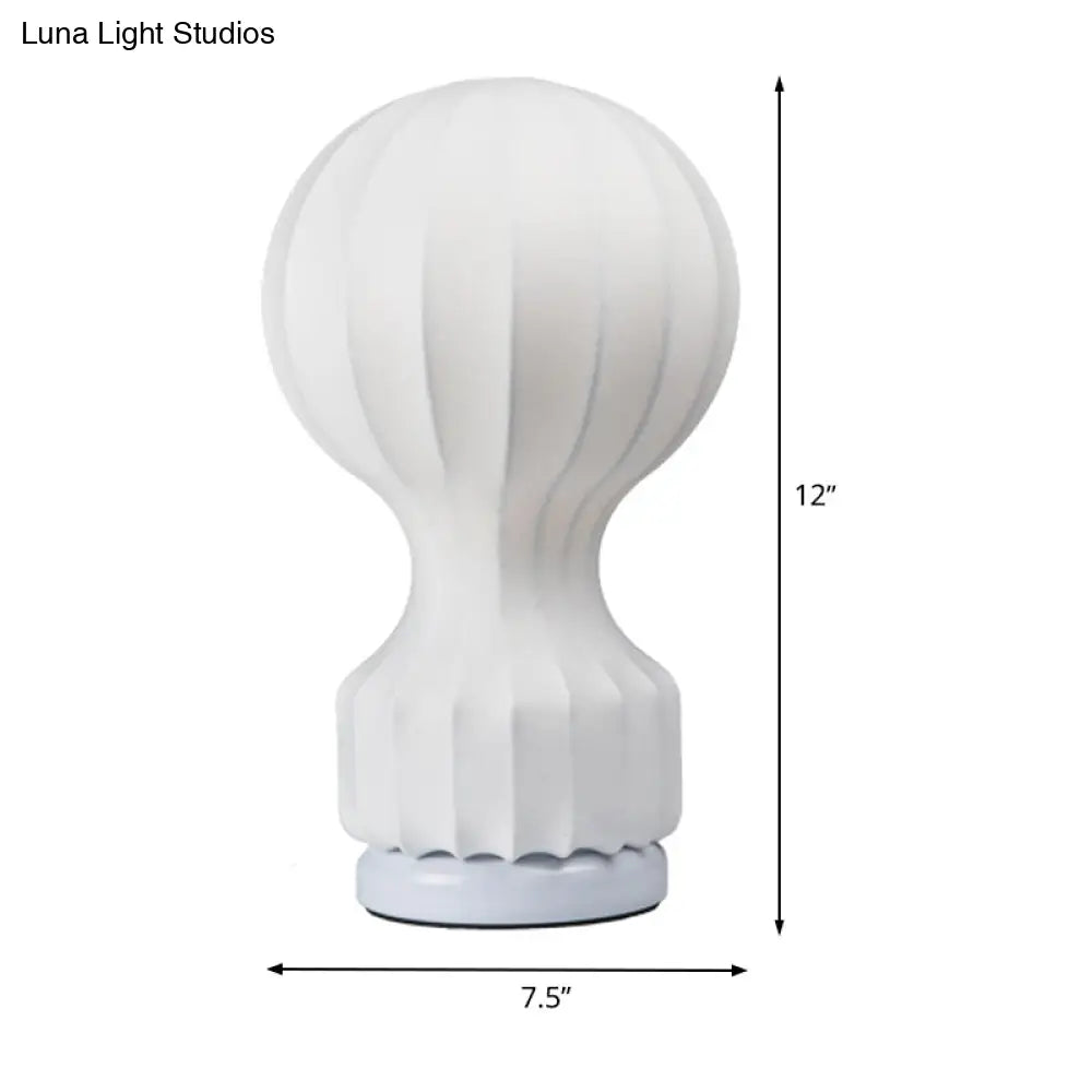 Modern White Curved Desk Lamp - Small Fabric Table Light For Living Room