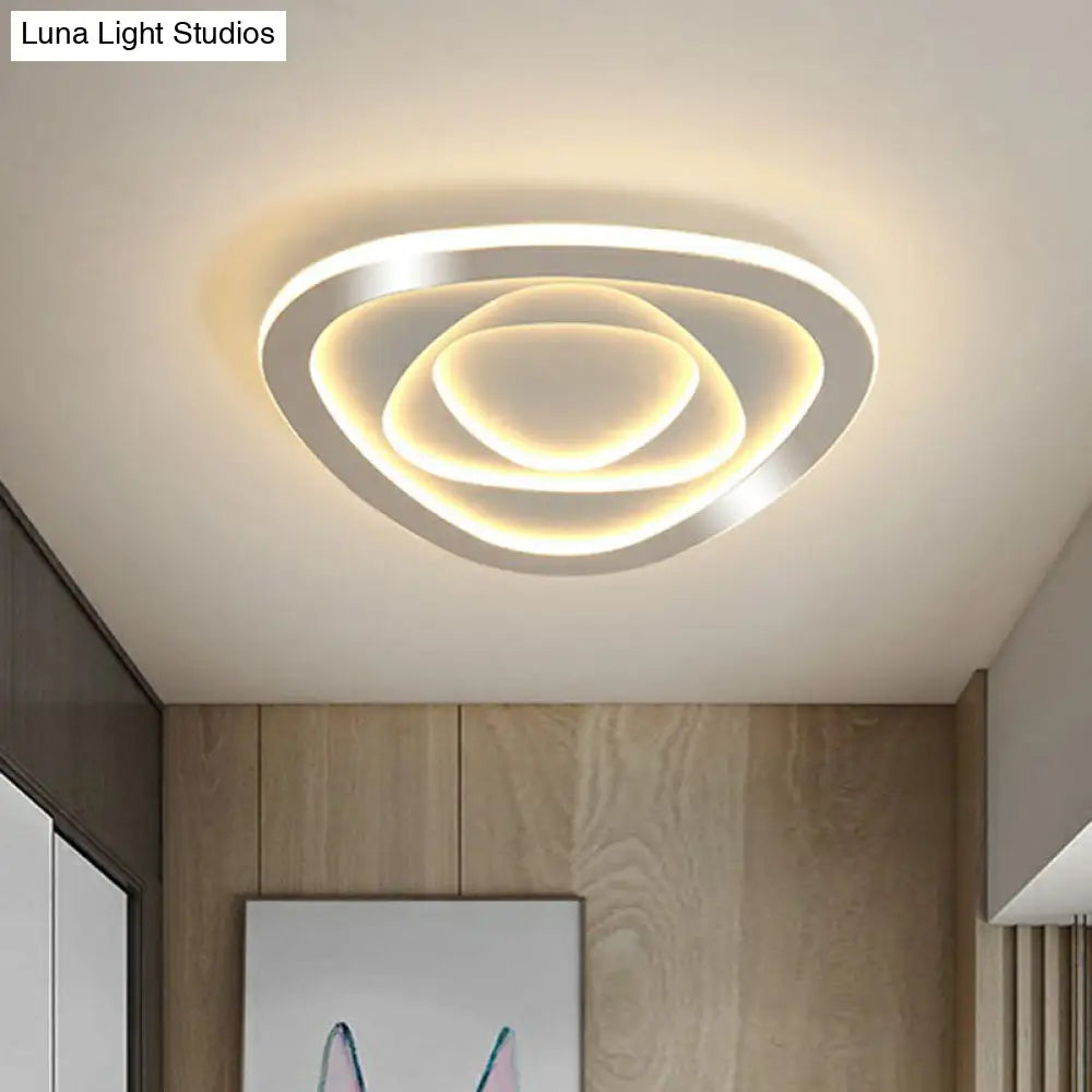 Modern White Led Flush Mount Ceiling Light With Acrylic Concentric Pattern