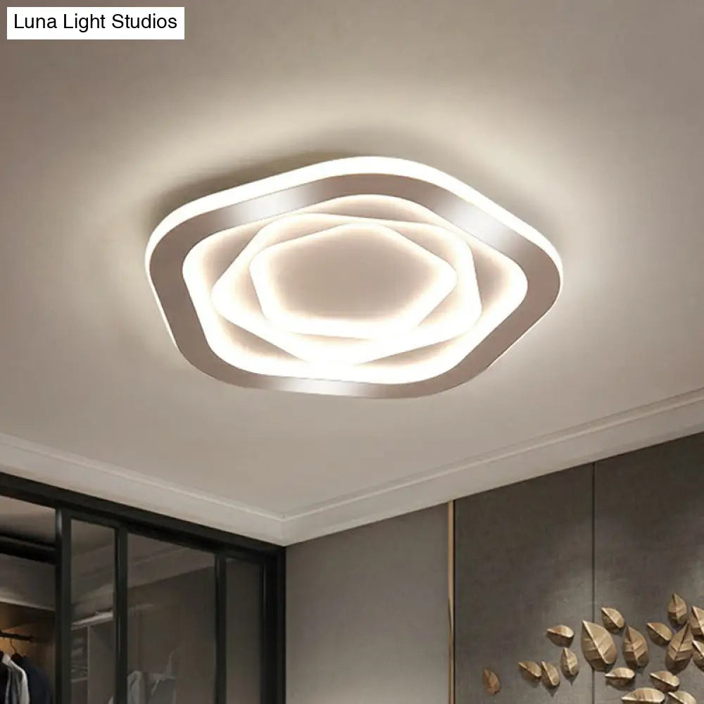 Modern White Led Flush Mount Ceiling Light With Acrylic Concentric Pattern