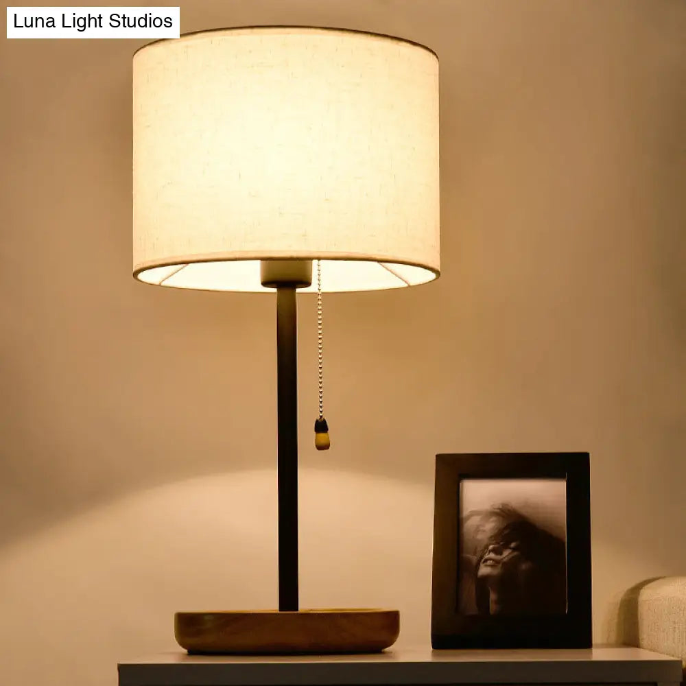 Modernist Cylinder Task Light-Black/Flaxen Reading Lamp With Pull Chain