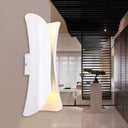 Modernist Metal Wall Lamp Sconce Curved 2-Light Fixture In Metallic Black/White Height Options: