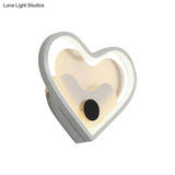 Nordic Acrylic Heart/Cloud Led Wall Light Fixture For Bedroom - Black/White