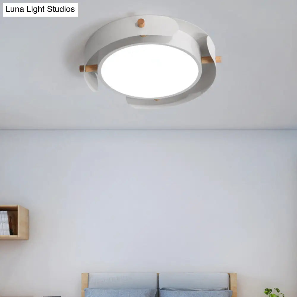 Nordic Acrylic Led Flush Mount Ceiling Light Fixture In White/Distressed White - 16’/19.5’ Dia