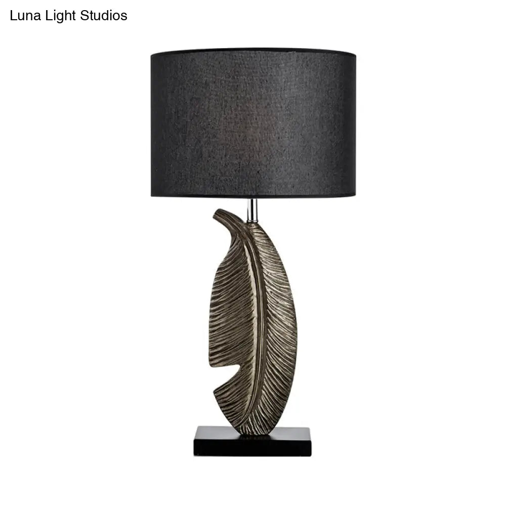 Nordic Black Bedroom Task Lamp - 1 Bulb Reading Book Light With Fabric Shade