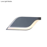 Nordic Metal Leaf Wall Lamp: Yellow/Grey/Green 1-Light Sconce Fixture