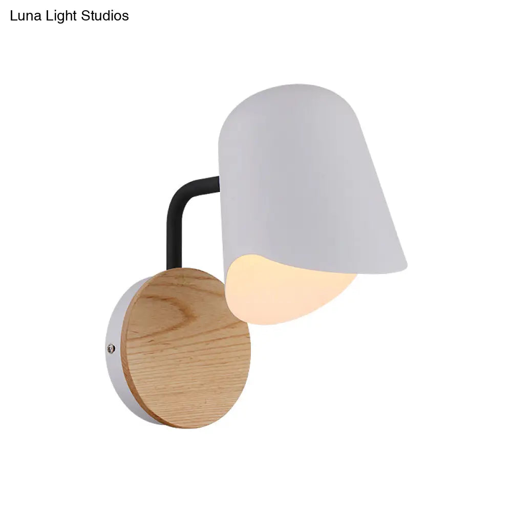Nordic Metal Wall Sconce With Right Angle Arm And 1-Light White/Black Finish