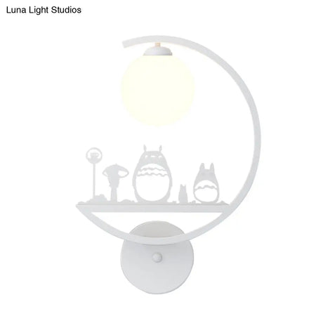 Nordic Single White/Black Finish Animals Metallic Wall Sconce Lighting With C-Arm