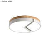 Nordic Style Acrylic Round Cake Light: Flush Mount Ceiling Light Perfect For Nursing Rooms