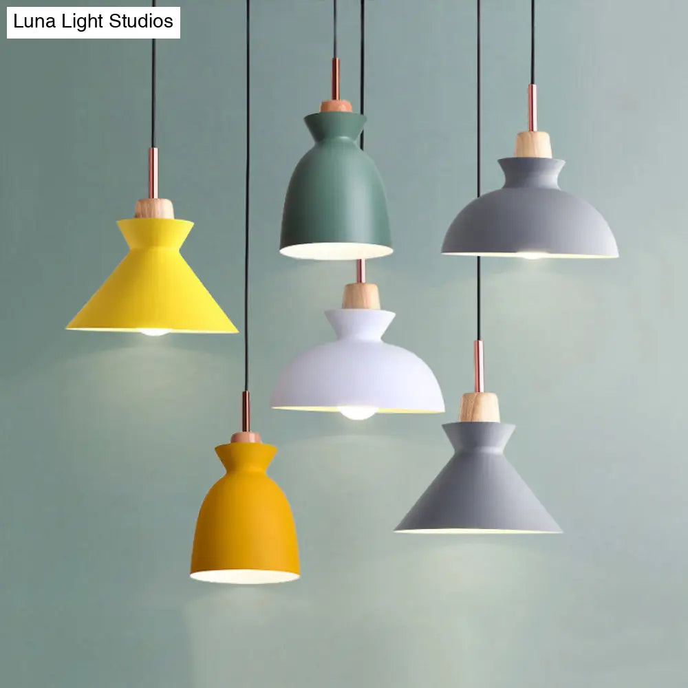 Nordic Style Aluminum Pendant Lamp With Hanging Shade Ideal For Porch Lighting