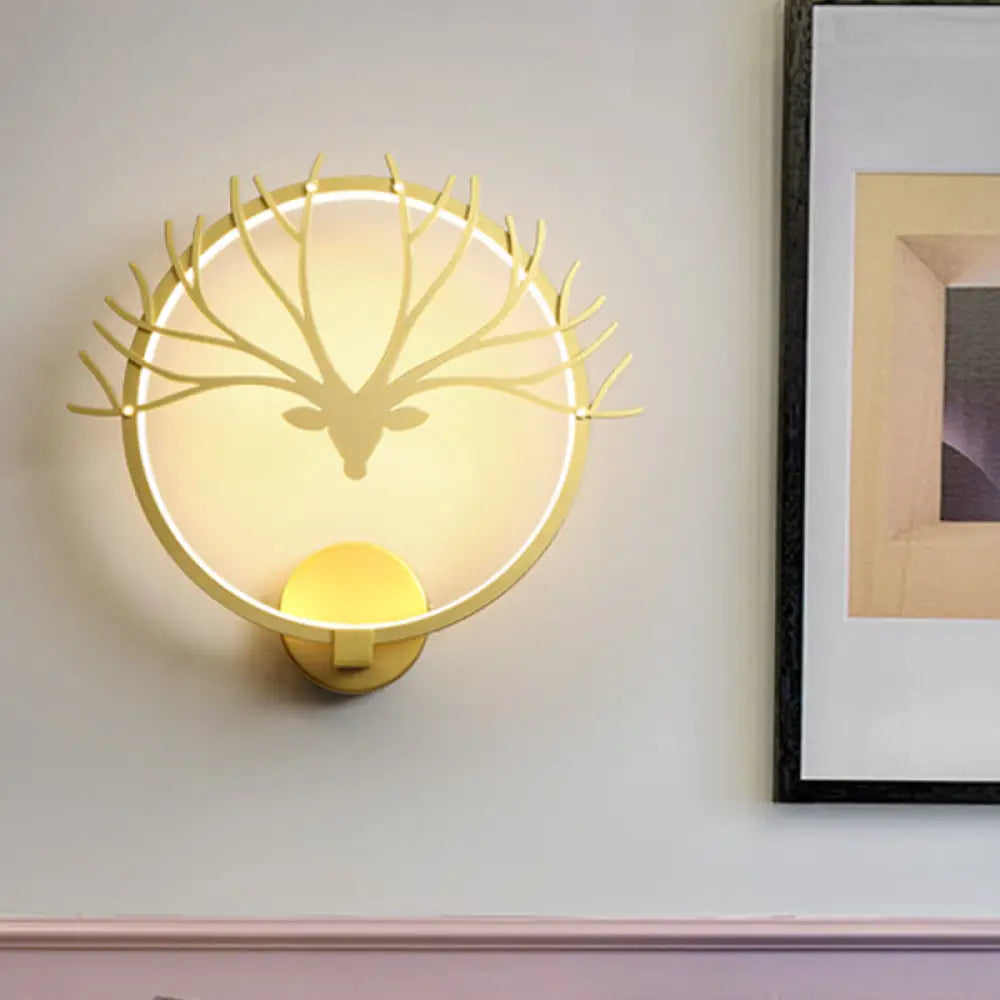 Nordic Style Circular Elk Deer Head Wall Lamp - Metal Led Black/Gold Mural Light For Bedside