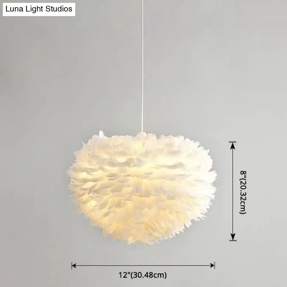 Nordic Style Heart Ceiling Light - White Metal Pendant Lamp For Bedrooms