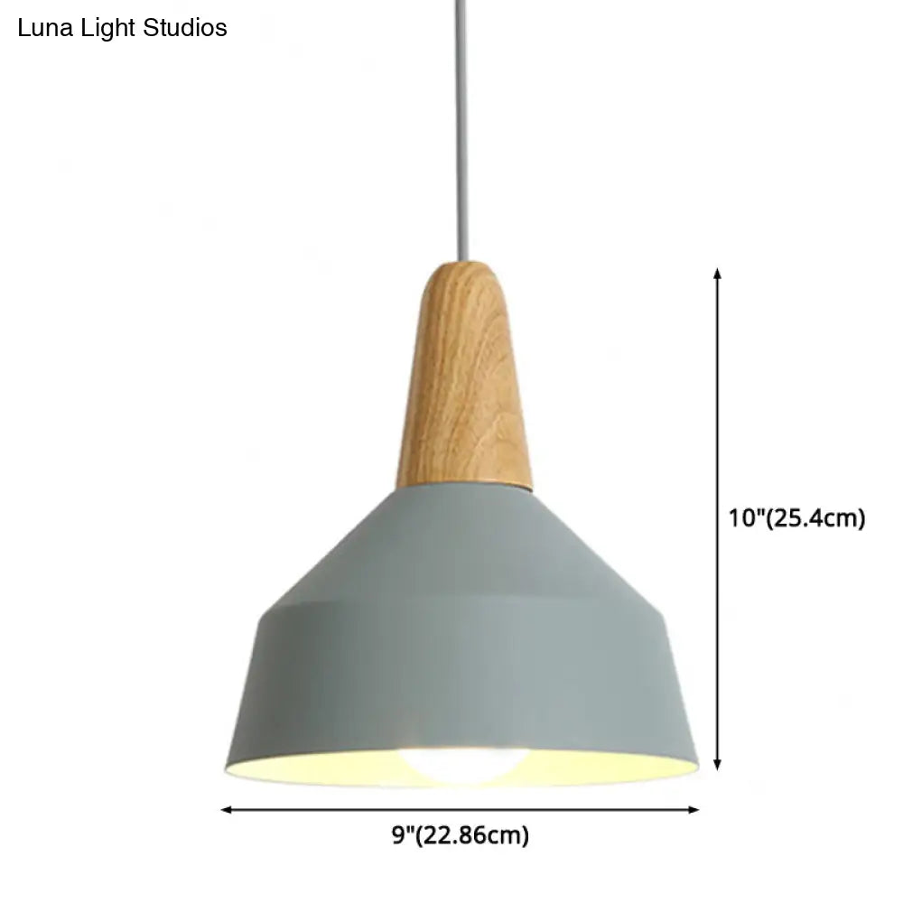 Nordic Style Metal Hanging Pendant Lamp With Wooden Top - Ideal For Restaurants