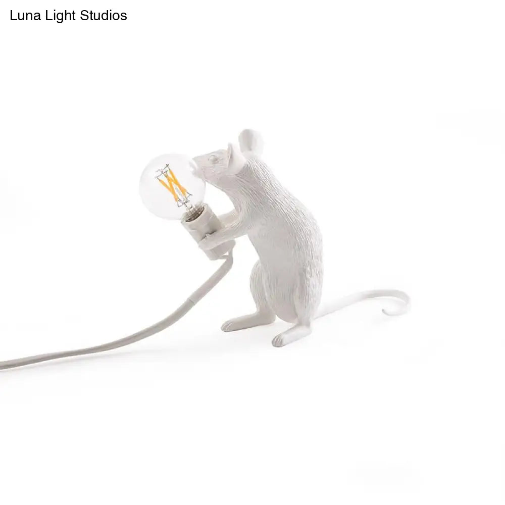 Nordic Style Resin Mouse Table Lamp With White Finish - 1 Head Restaurant Desk Lighting