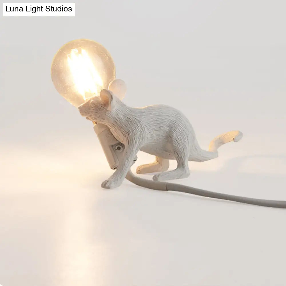 Nordic Style Resin Mouse Table Lamp With White Finish - 1 Head Restaurant Desk Lighting