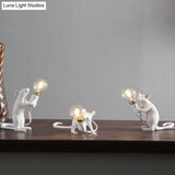 Nordic Style Resin Mouse Table Lamp With White Finish - 1 Head Restaurant Desk Lighting