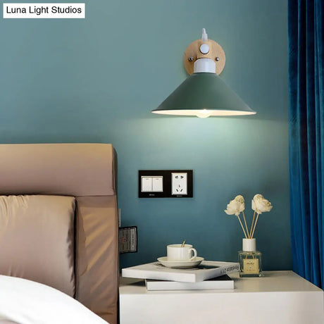Nordic Style Single Head Metal Funnel Wall Sconce Light For Restaurant & Bedroom